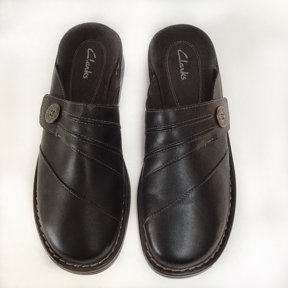 Clarks Shoes - Clarks black mules size 8